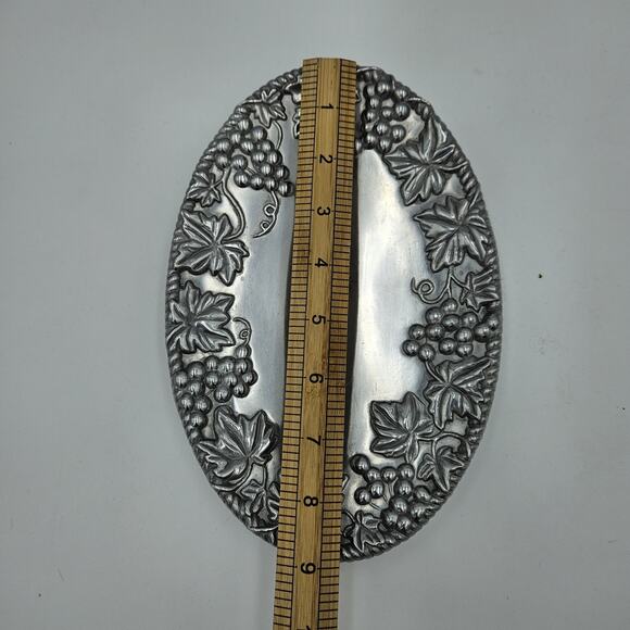 Vintage LENOX Metal Serveware 6" x 9" Oval Grapes Leaves Plate Platter Dish - Picture 5 of 5